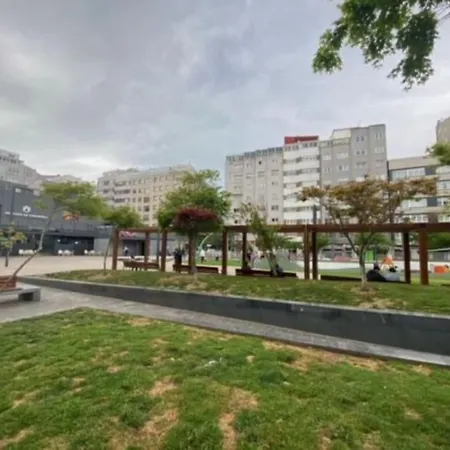 Apartment Amplio En Coruna Cerca De Riazor *