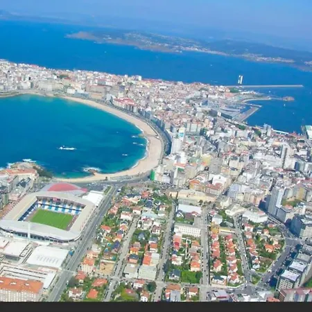 Amplio En Coruna Cerca De Riazor Apartment *